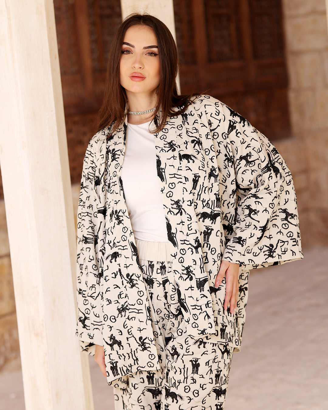 Off-white Embroidery Set