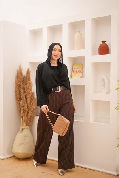 Striped wide leg trousers.