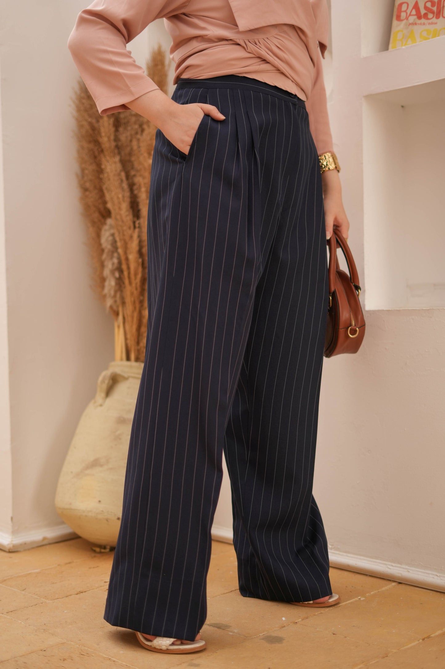 Striped wide leg trousers.